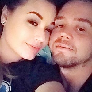 Meet your Posher, Dustin